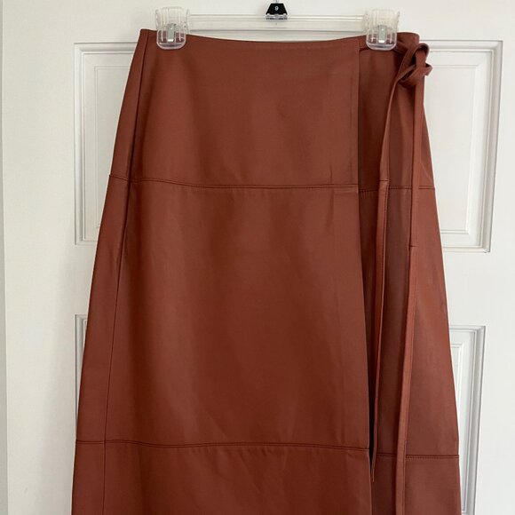Jason Wu 100% Leather Tie Front Wrap Skirt - 2 - Picture 4 of 13
